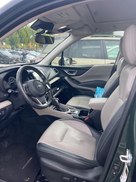 2023 Subaru Forester Limited photo 3