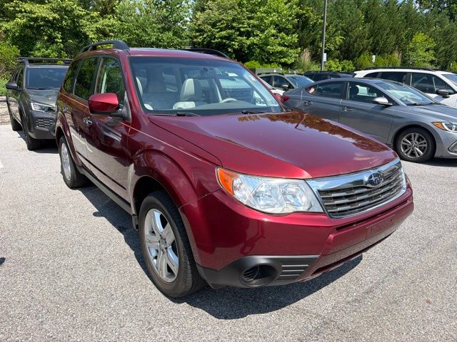 2010 Subaru Forester 2.5X Premium AT's photo