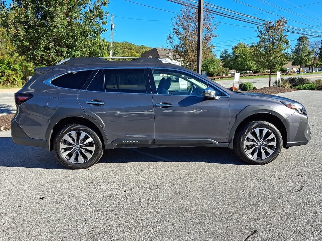 2025 Subaru Outback Touring - Photo 8