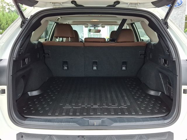 2022 Subaru Outback Touring - Photo 32