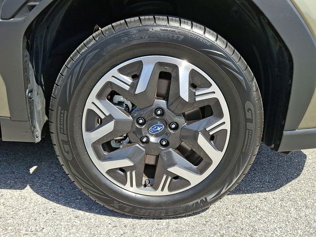 2025 Subaru Forester Premium - Photo 9