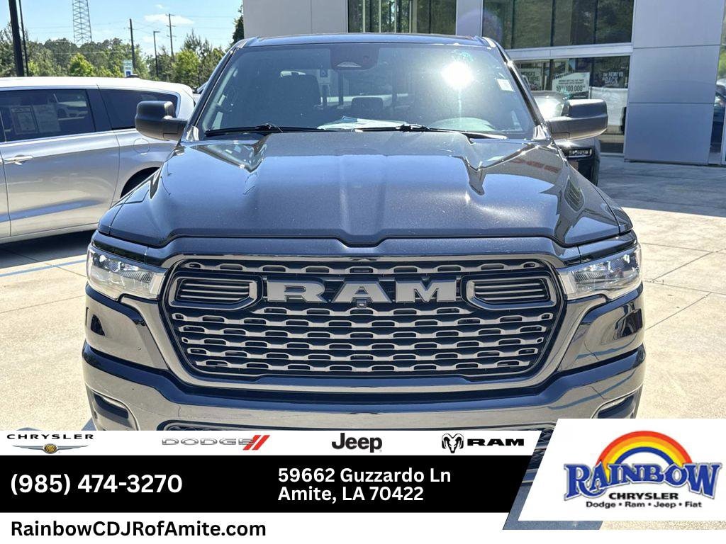 New 2026 Ram 1500 EXPRESS CREW CAB 4X2 5'7 BOX Pickup