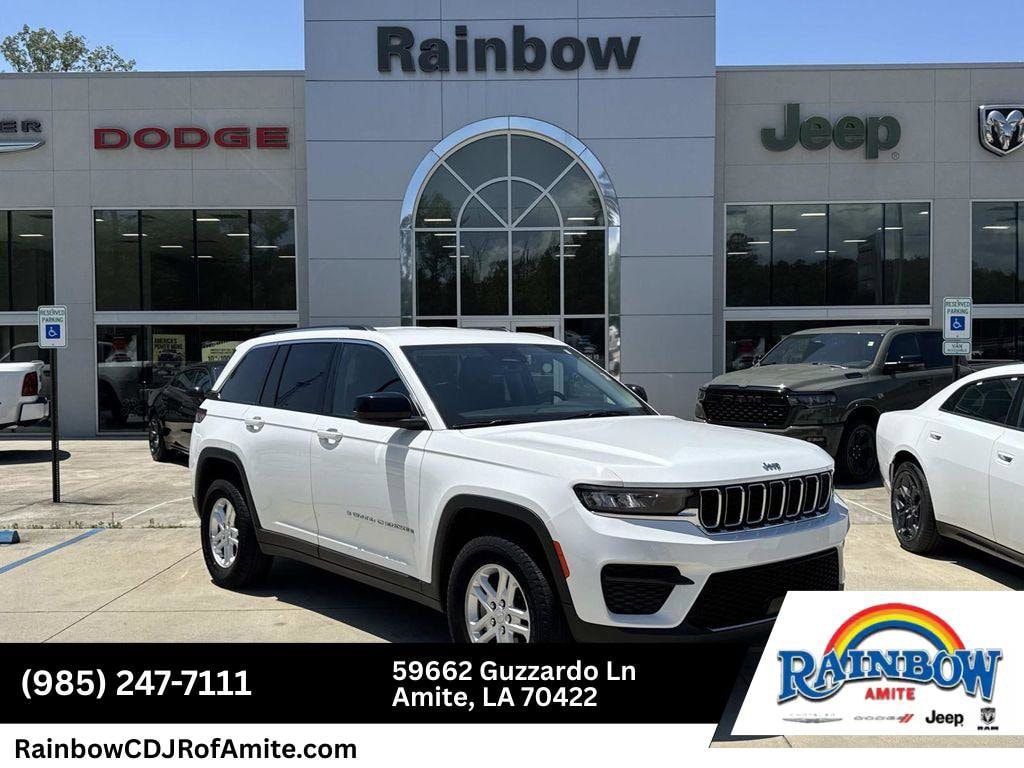 Used 2024 Jeep Grand Cherokee Laredo SUV