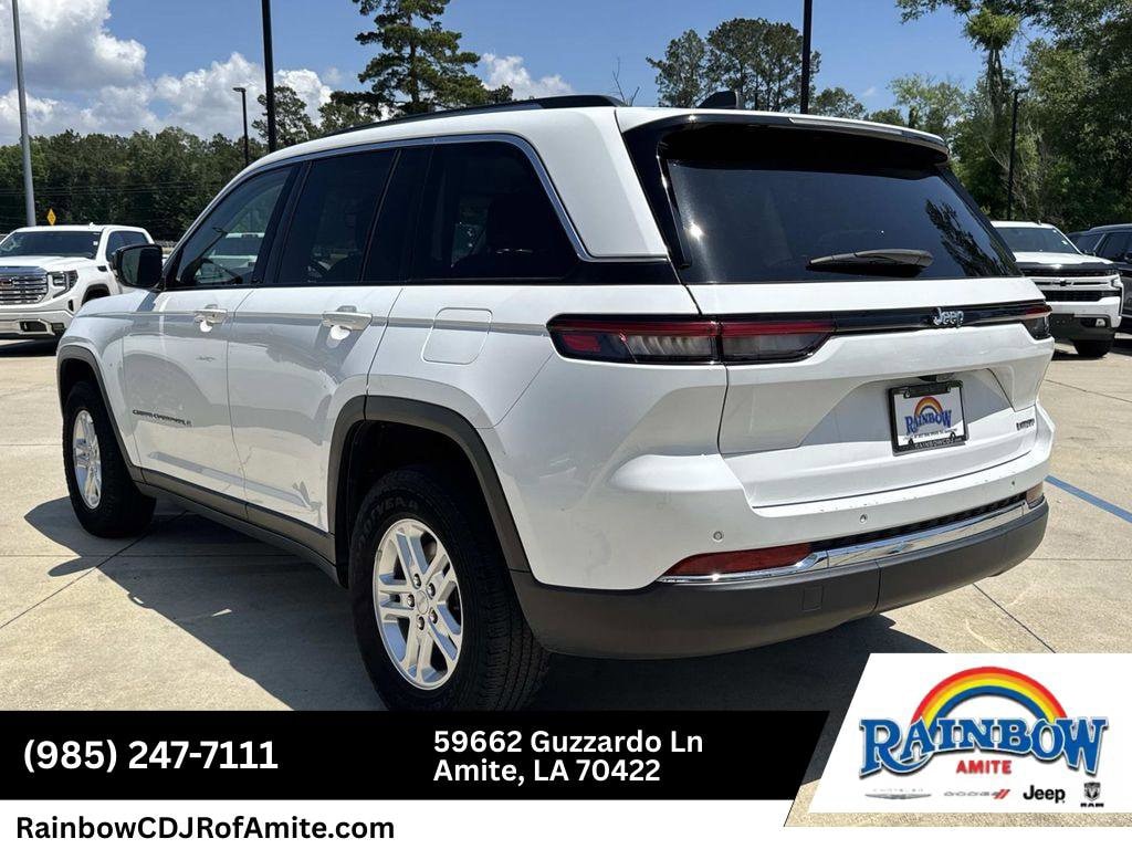 Used 2024 Jeep Grand Cherokee Laredo SUV