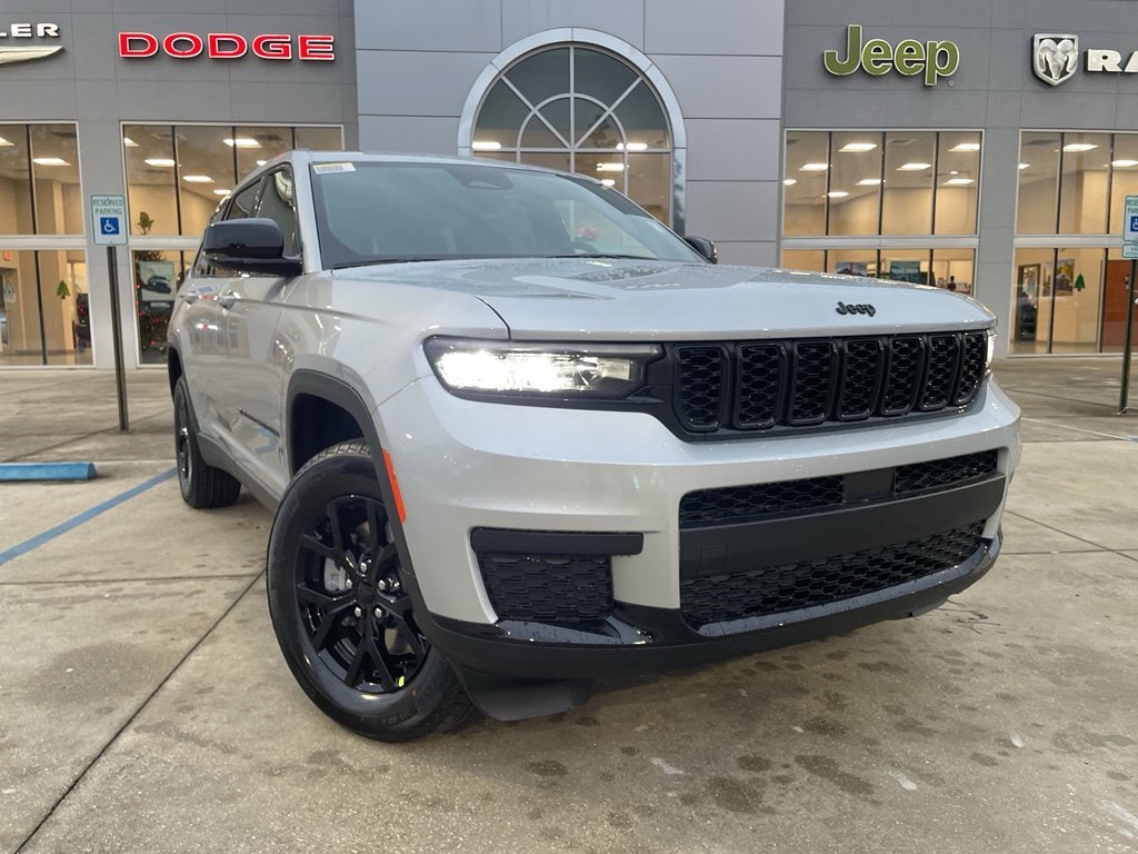 2025 Jeep Grand Cherokee L Altitude's photo