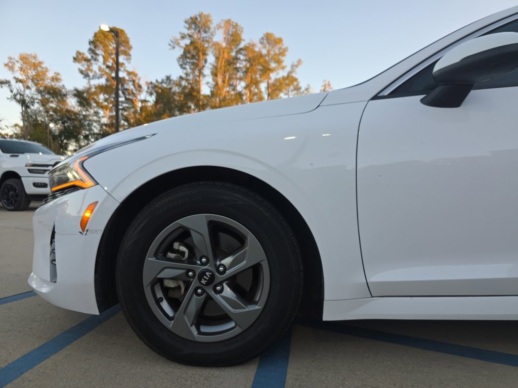 2021 Kia K5 LXS photo 4