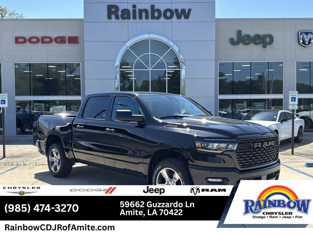 New 2026 Ram 1500 EXPRESS CREW CAB 4X2 5'7 BOX Pickup