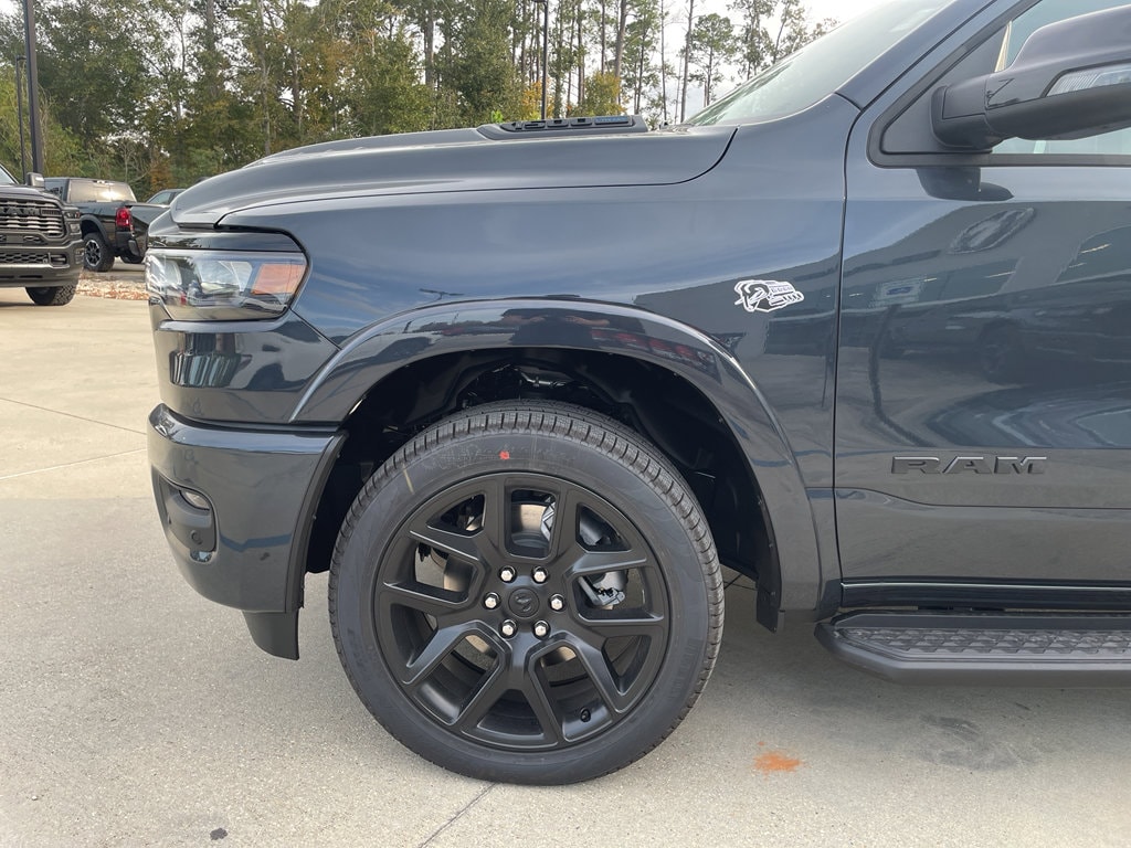 New 2026 Ram 1500 LARAMIE CREW CAB 4X4 5'7 BOX Pickup