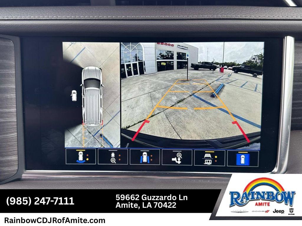 2023 GMC Yukon Denali - Photo 24