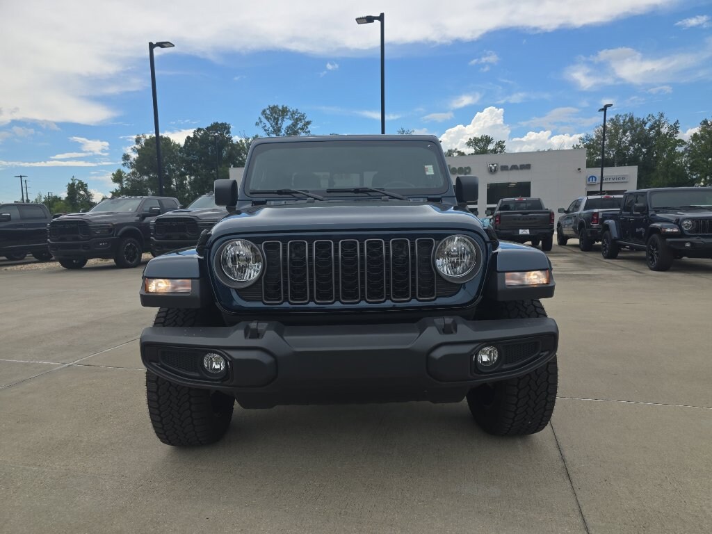 New 2025 Jeep Gladiator NIGHTHAWK 4X4 Pickup