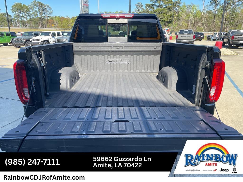 2024 GMC Sierra 1500 AT4 - Photo 9