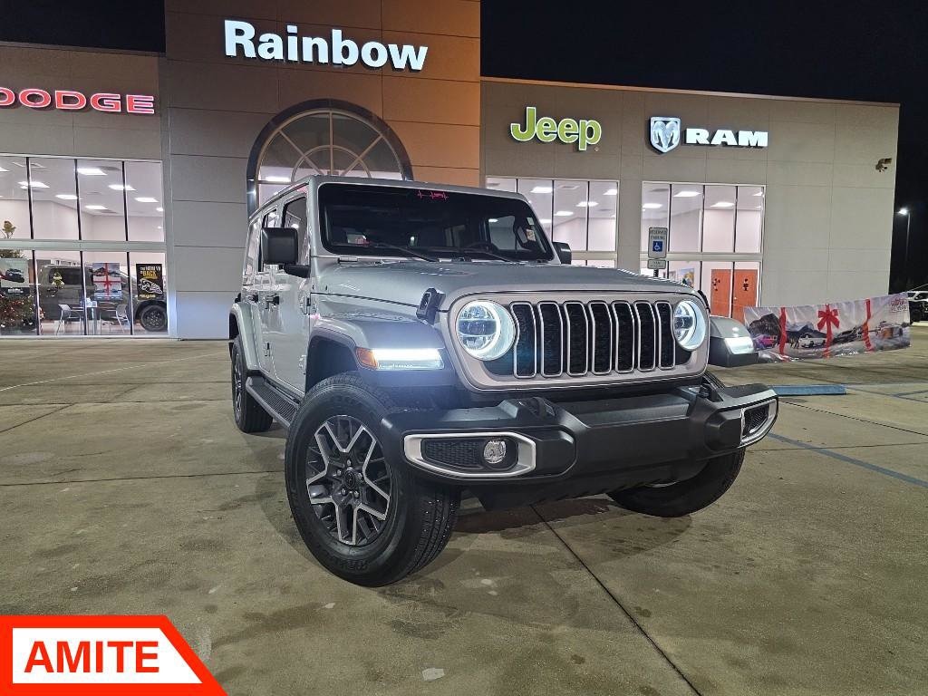 2024 Jeep Wrangler 4-Door Sahara's photo