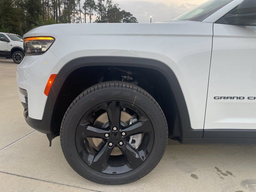 New 2025 Jeep Grand Cherokee L LIMITED 4X2 Sport Utility