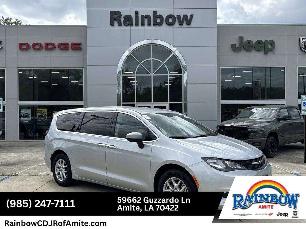 2023 Chrysler Voyager