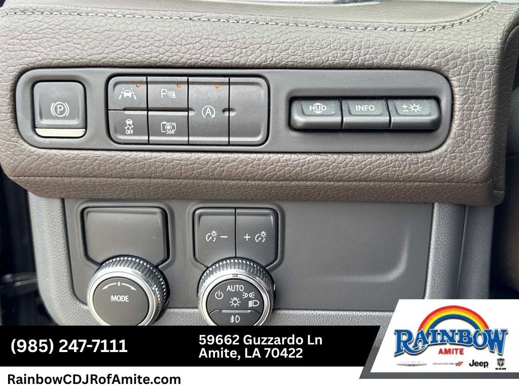 2023 GMC Yukon Denali - Photo 27