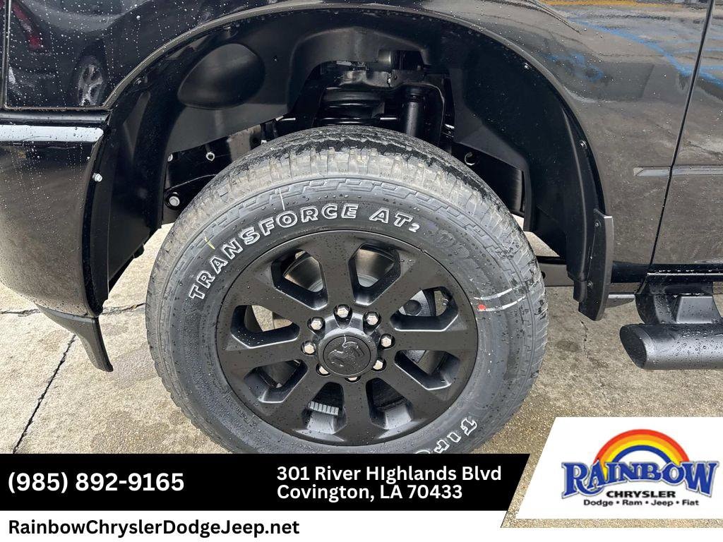 New 2026 Ram 2500 BLACK EXPRESS CREW CAB 4X4 6'4 BOX Pickup