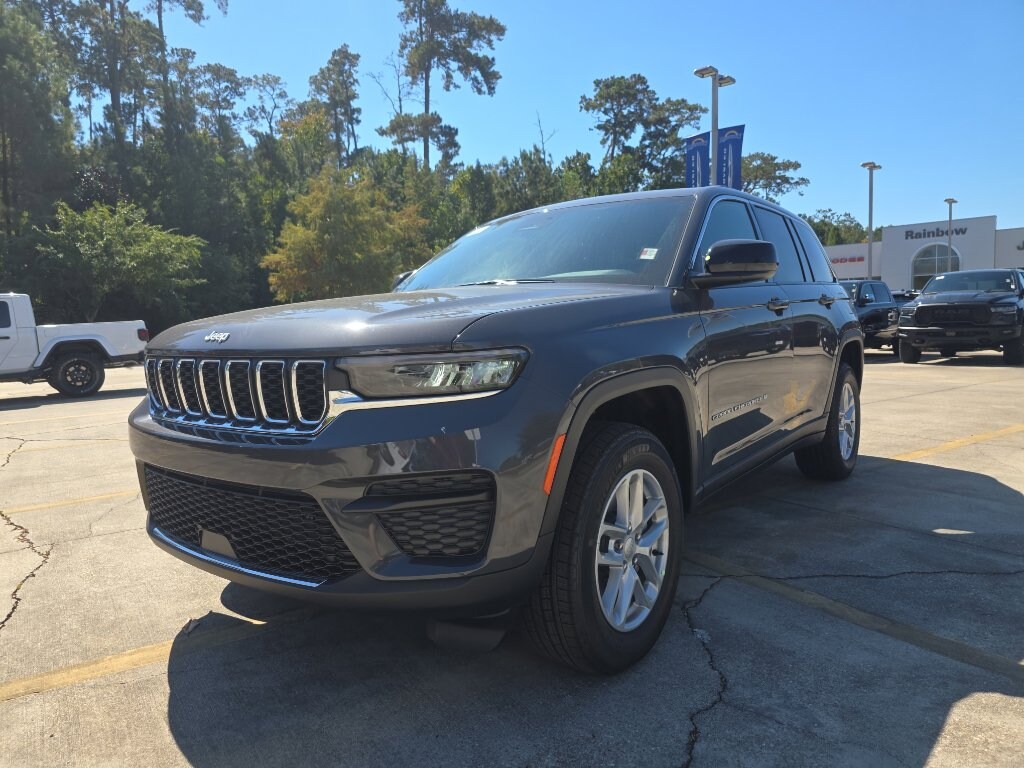 New 2025 Jeep Grand Cherokee LAREDO X 4X2 Sport Utility