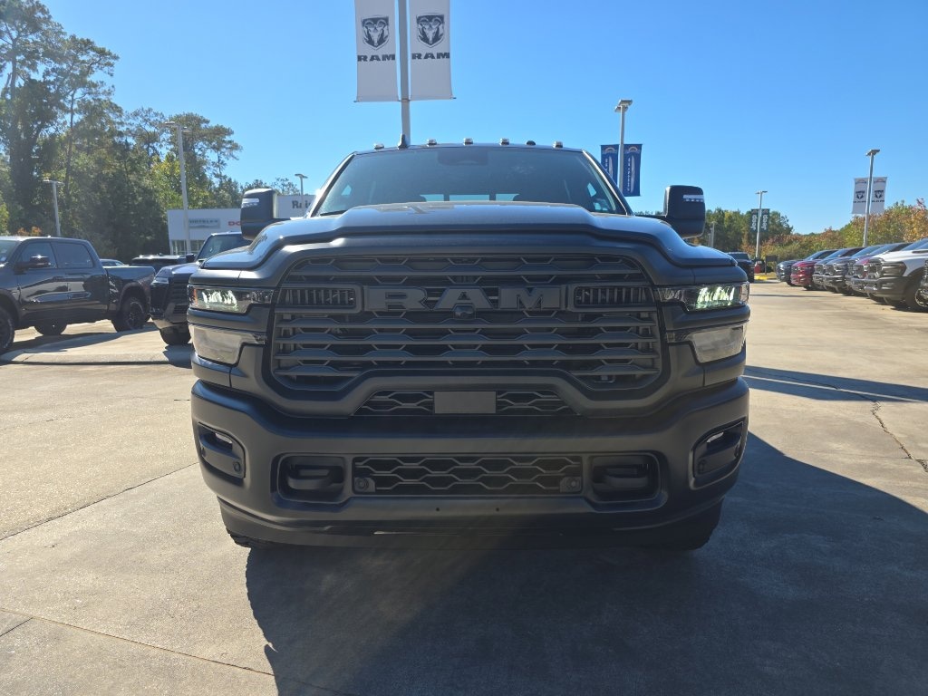 New 2026 Ram 2500 WARLOCK CREW CAB 4X4 6'4 BOX Pickup