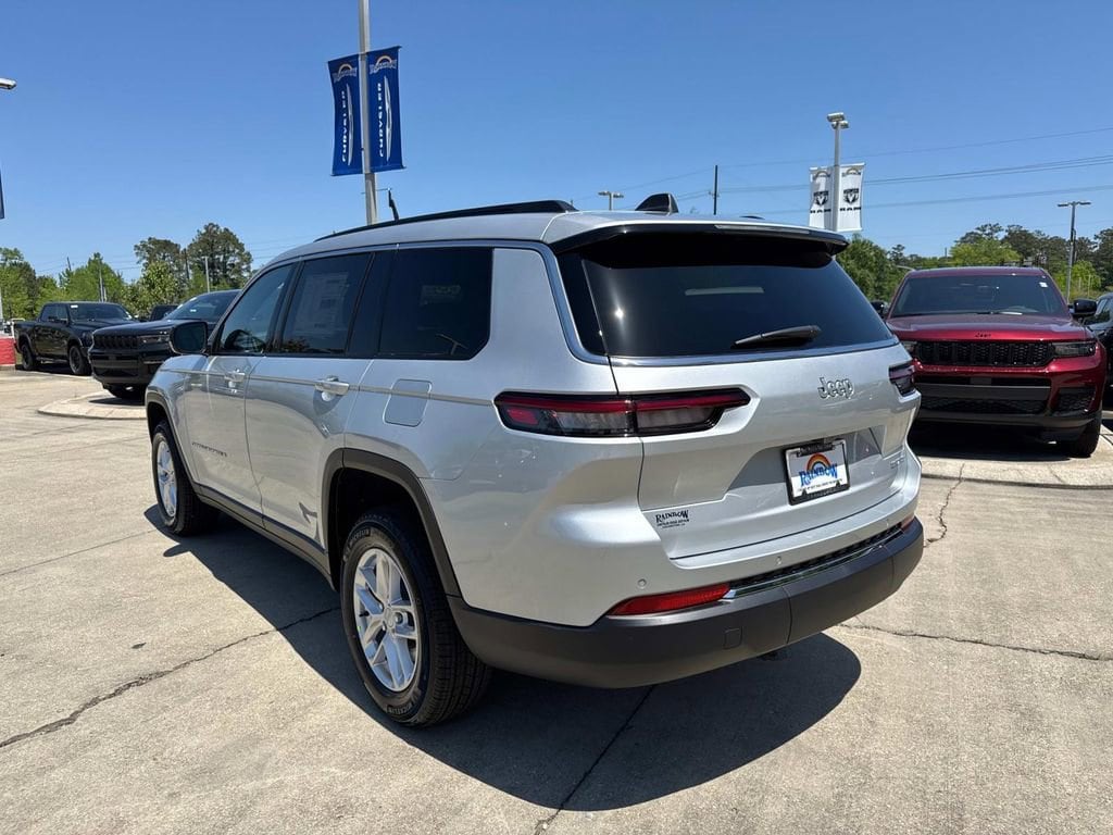 New 2025 Jeep Grand Cherokee L LAREDO X 4X2 Sport Utility