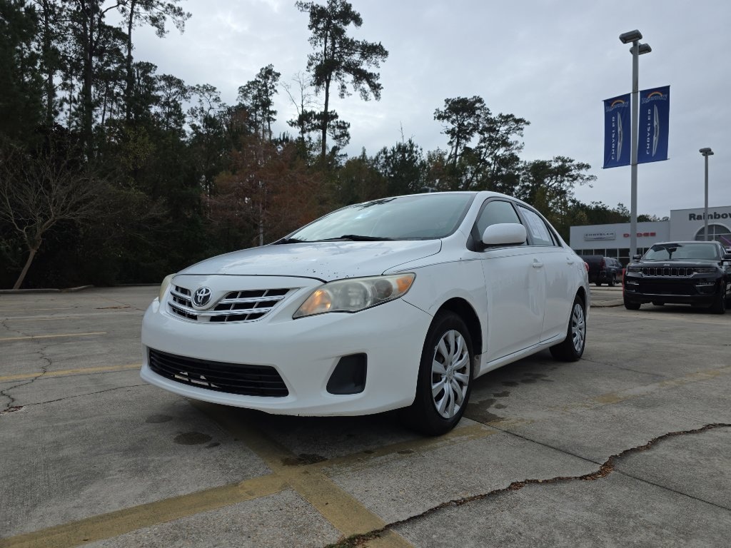 Used 2013 Toyota Corolla LE Sedan