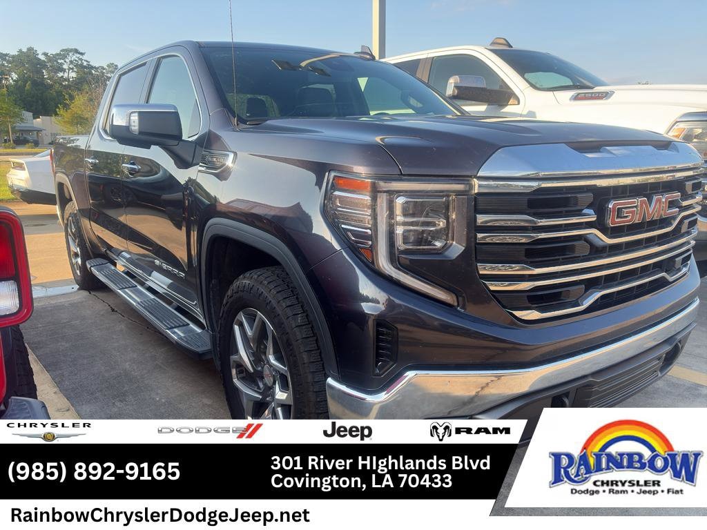 2022 GMC Sierra 4WD Crew Cab Short Box SLT's photo