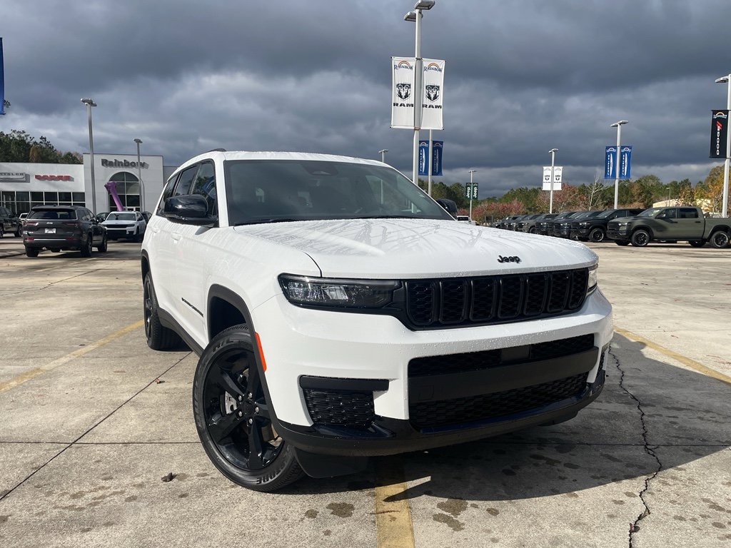 New 2025 Jeep Grand Cherokee L ALTITUDE X 4X2 Sport Utility