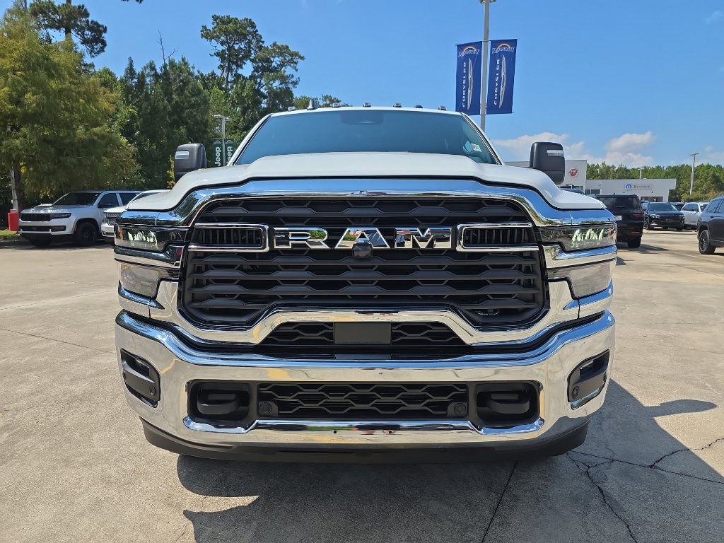 New 2026 Ram 2500 TRADESMAN CREW CAB 4X4 6'4 BOX Pickup