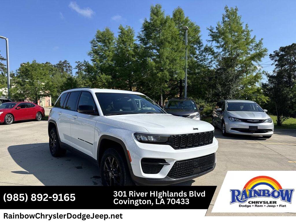 Used 2024 Jeep Grand Cherokee Altitude SUV