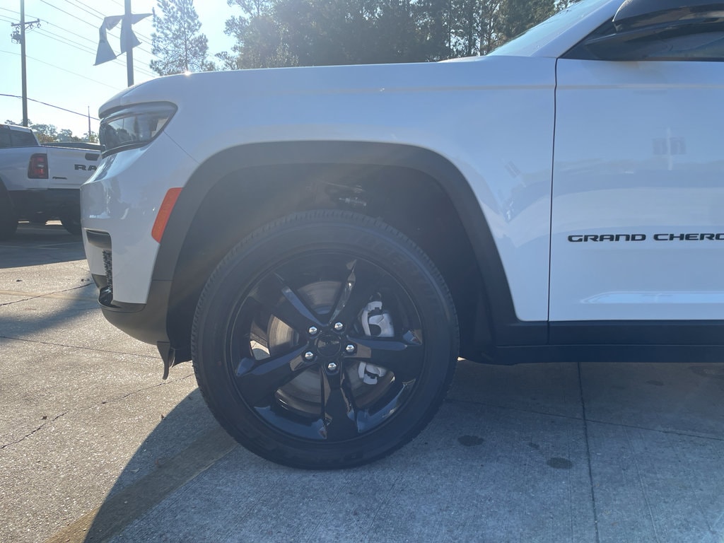 New 2025 Jeep Grand Cherokee L ALTITUDE X 4X2 Sport Utility