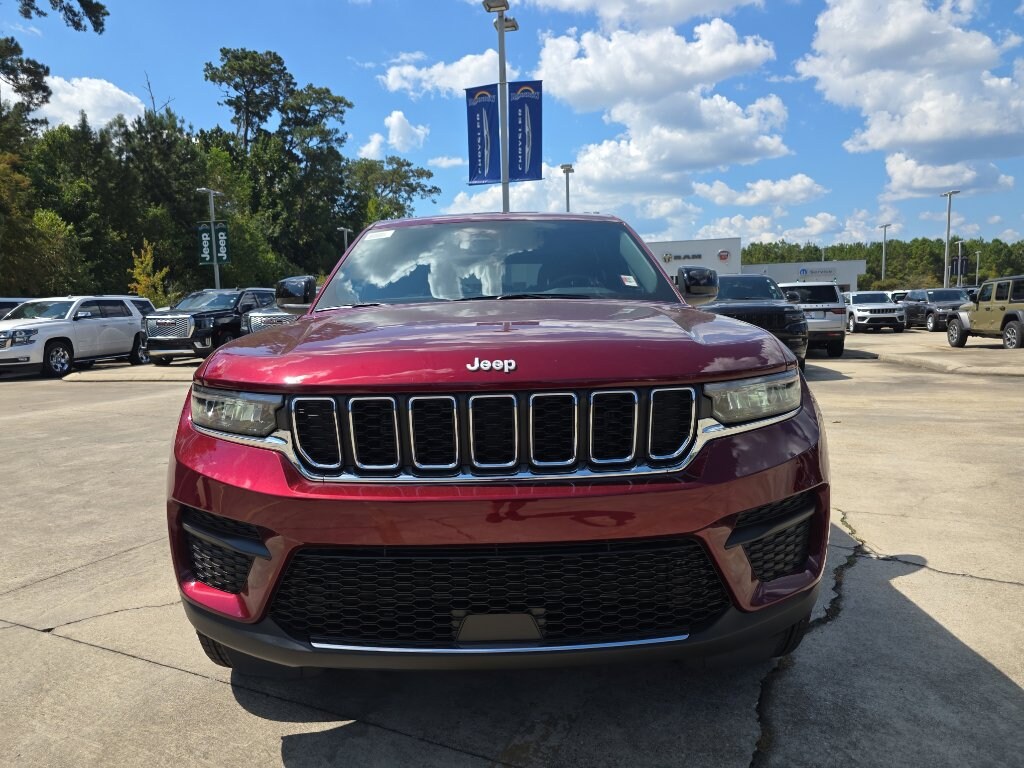 New 2025 Jeep Grand Cherokee LAREDO X 4X2 Sport Utility