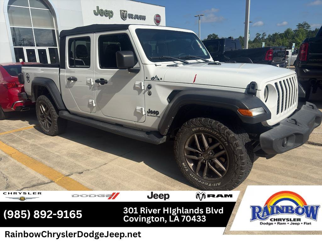 2022 Jeep Gladiator Sport's photo