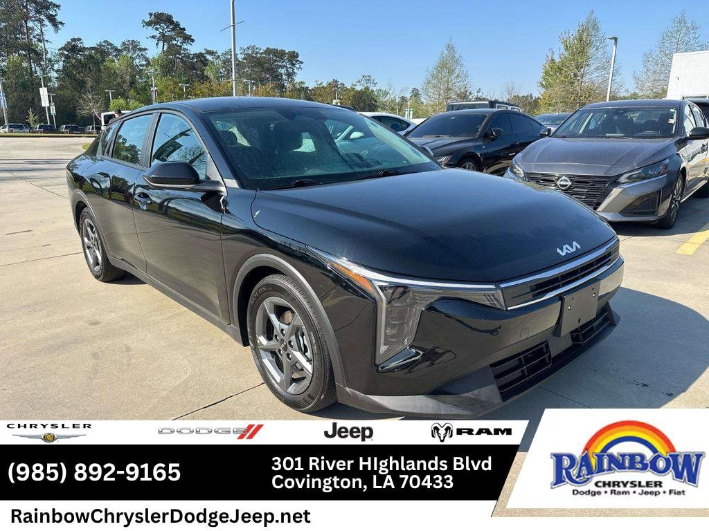 2025 Kia K4 LXS AT's photo