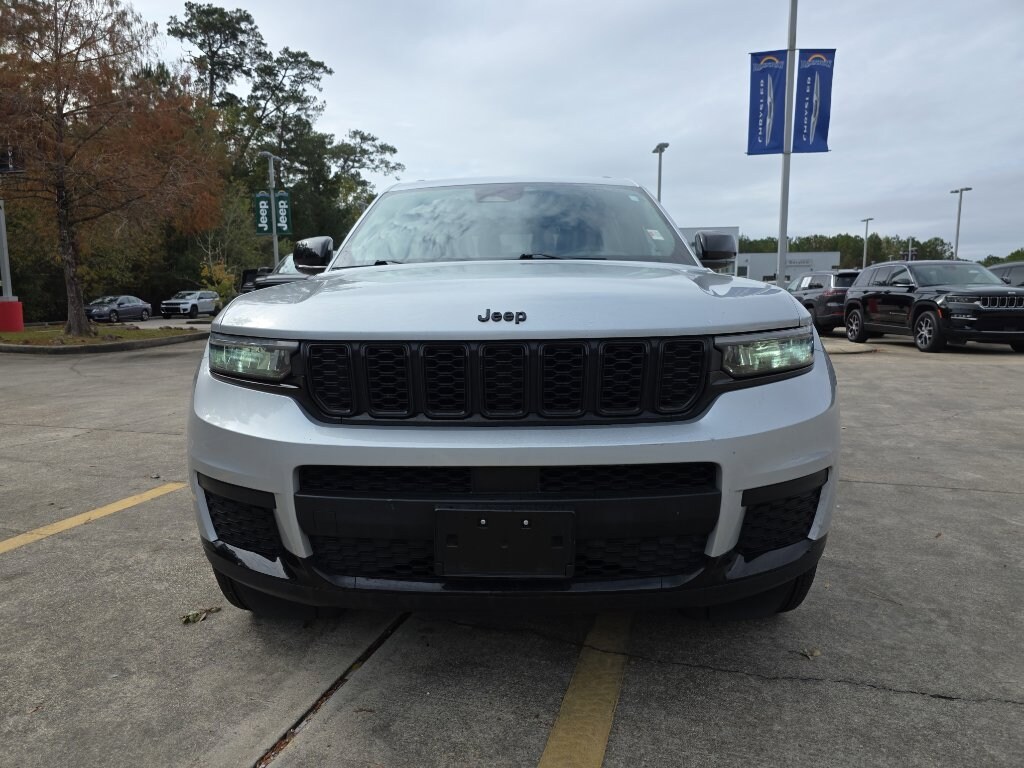 Used 2024 Jeep Grand Cherokee L Laredo SUV