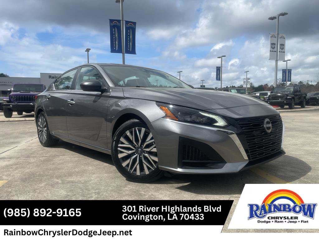 2024 Nissan Altima SV