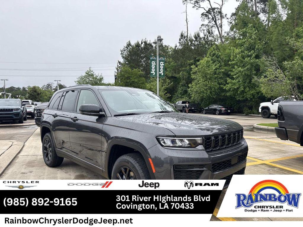 2026 Jeep Grand Cherokee Laredo Altitude's photo