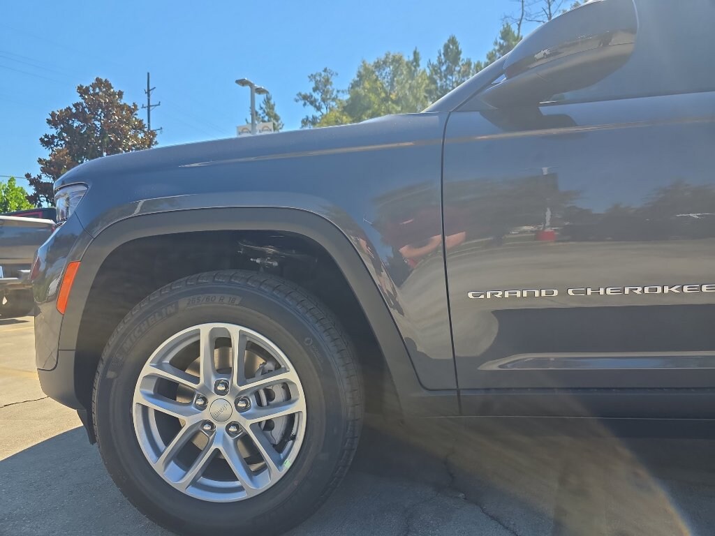 New 2025 Jeep Grand Cherokee LAREDO X 4X2 Sport Utility