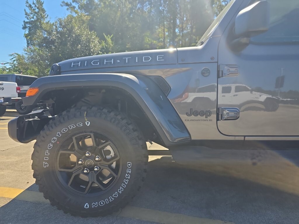 New 2025 Jeep Gladiator HIGH TIDE 4X4 Pickup