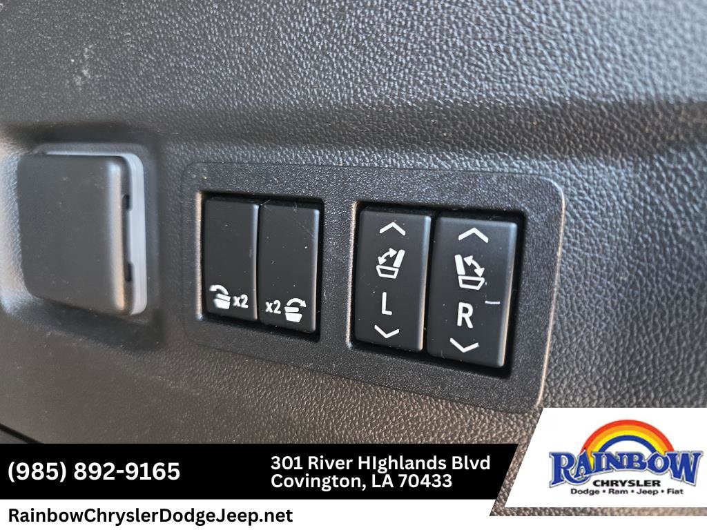 2022 GMC Yukon Denali - Photo 9