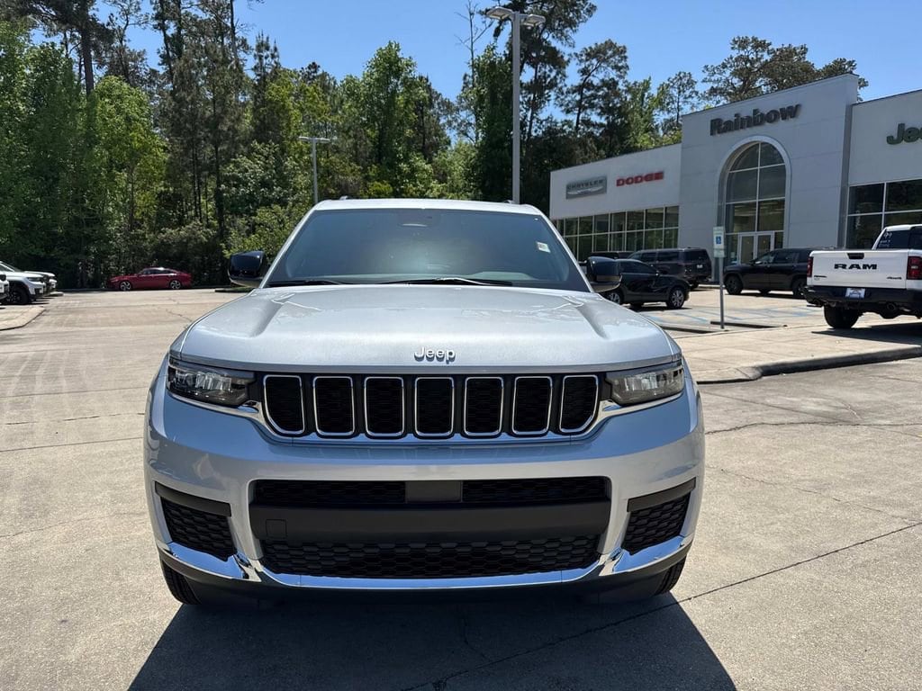 New 2025 Jeep Grand Cherokee L LAREDO X 4X2 Sport Utility