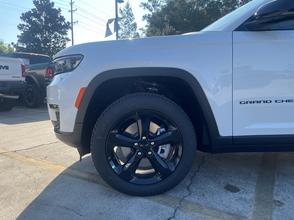 New 2025 Jeep Grand Cherokee L LIMITED 4X2 Sport Utility
