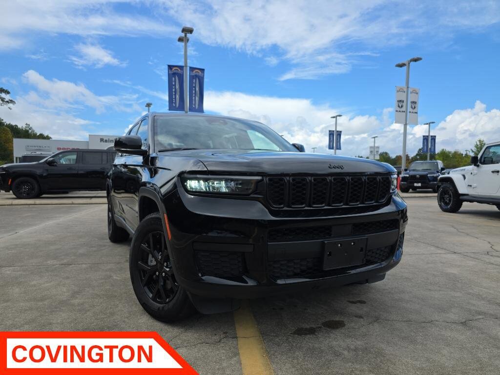 Used 2024 Jeep Grand Cherokee L Laredo SUV