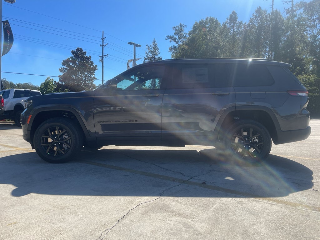 New 2025 Jeep Grand Cherokee L ALTITUDE X 4X2 Sport Utility