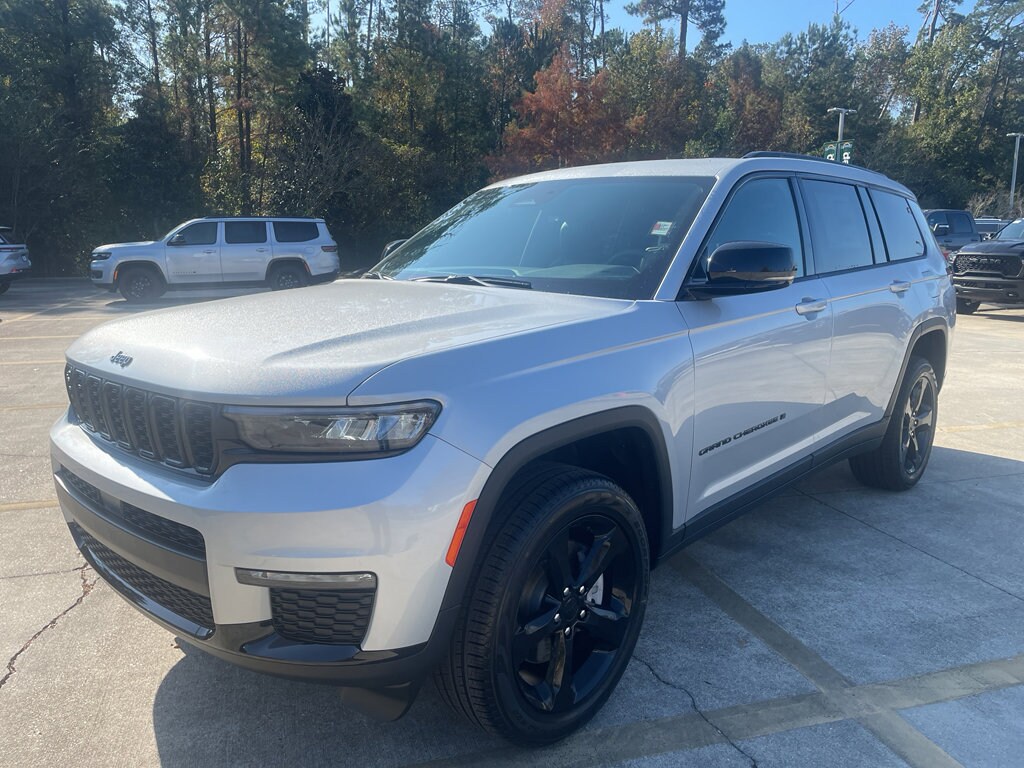 New 2025 Jeep Grand Cherokee L LIMITED 4X2 Sport Utility