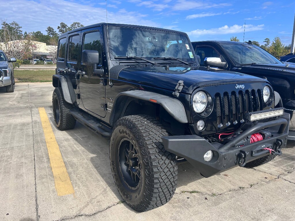 Used 2018 Jeep Wrangler JK Unlimited Sport 4x4 SUV
