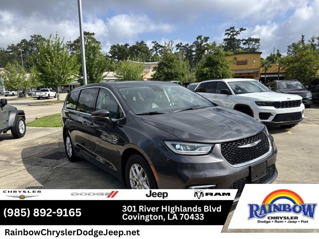 2023 Chrysler Pacifica Van Passenger Van 