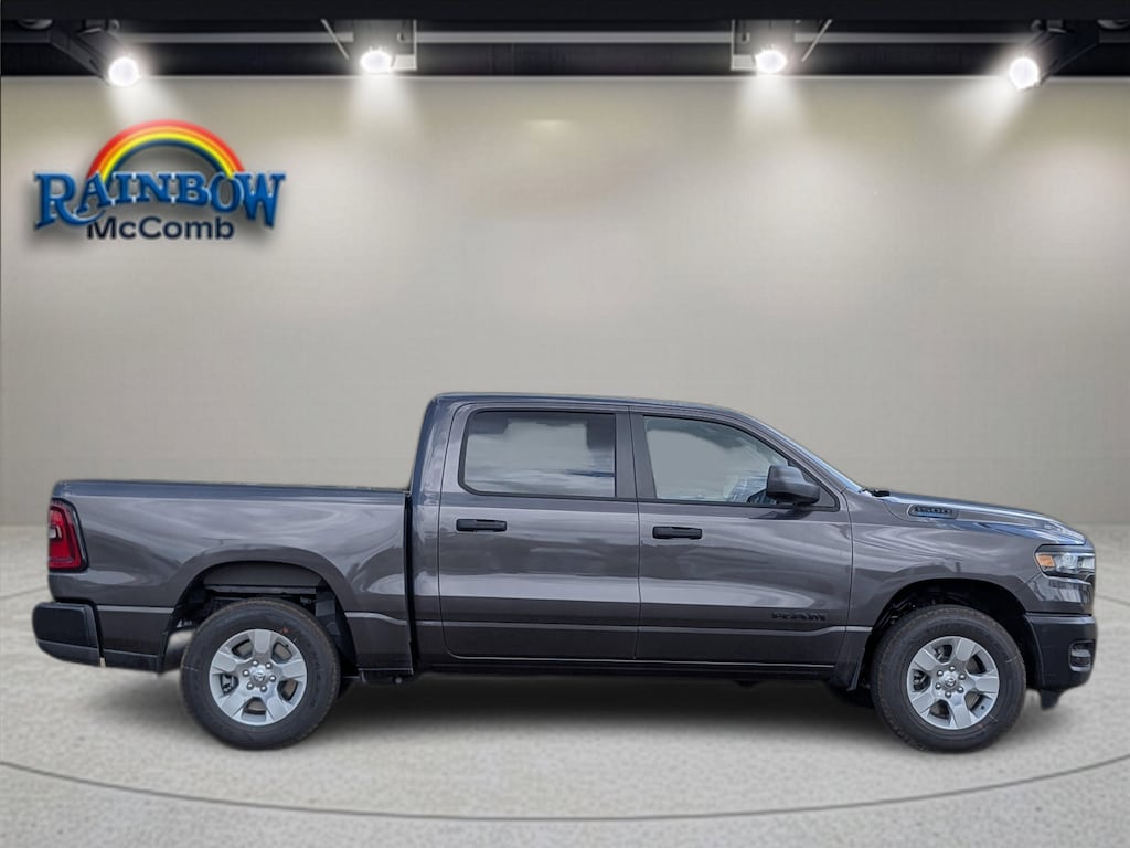 New 2026 Ram 1500 TRADESMAN CREW CAB 4X4 5'7 BOX Pickup