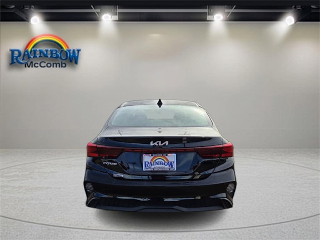 Used 2023 Kia Forte LXS Sedan