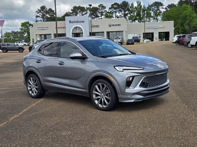 2025 Buick Encore GX Avenir's photo