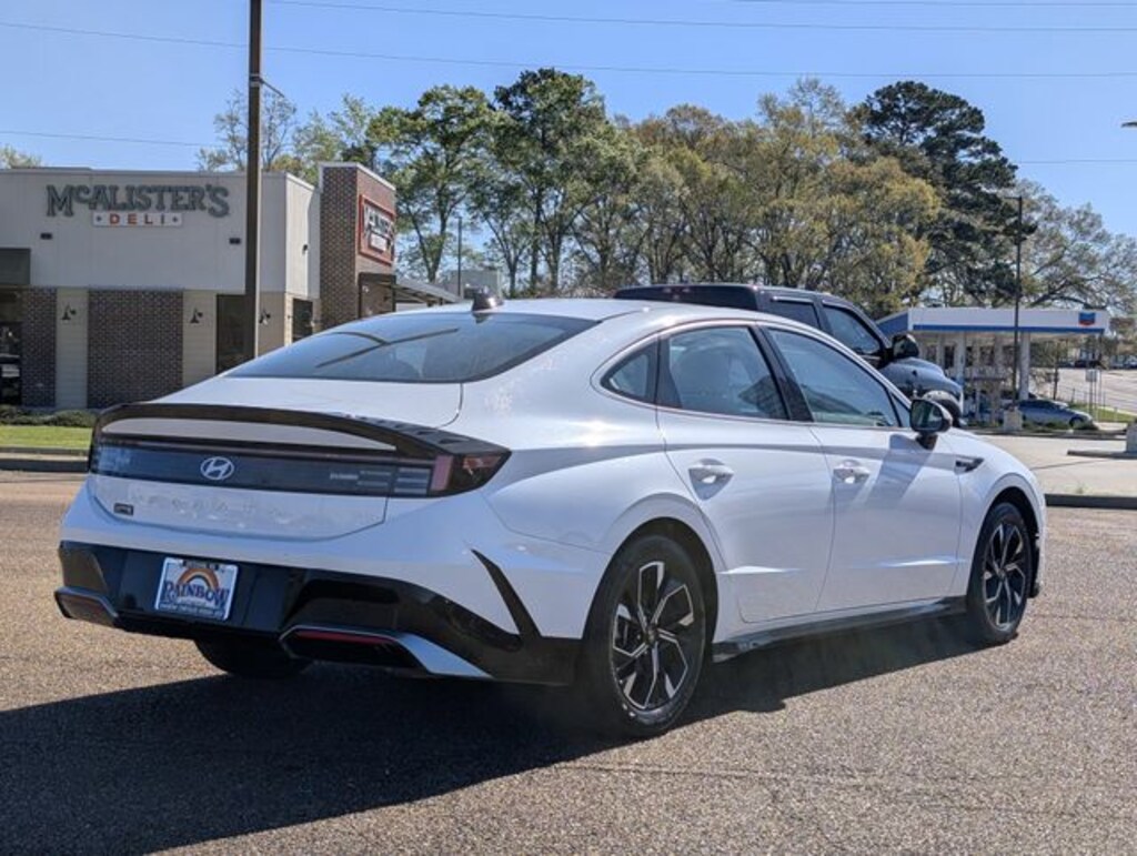 Used 2025 Hyundai Sonata SEL Sedan