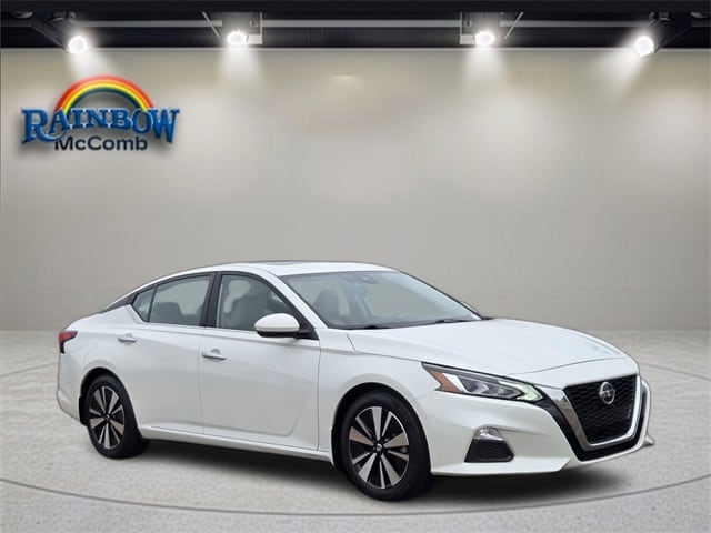 2022 Nissan Altima SV's photo